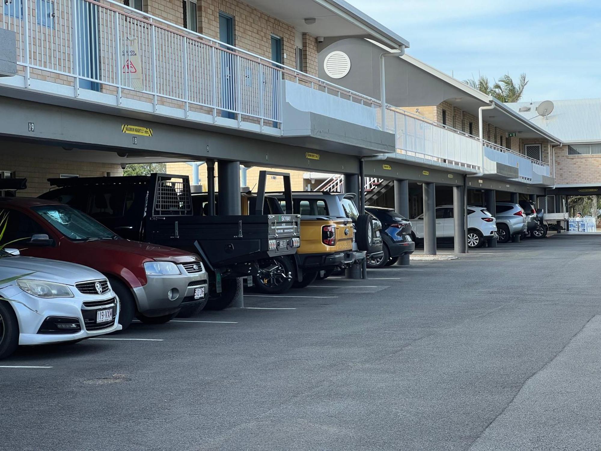 Best Western Ambassador Motor Lodge Hervey Bay Exterior foto